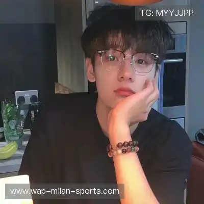 毕玥杨